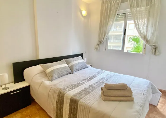 Two-bedroom With Swimming Pool *