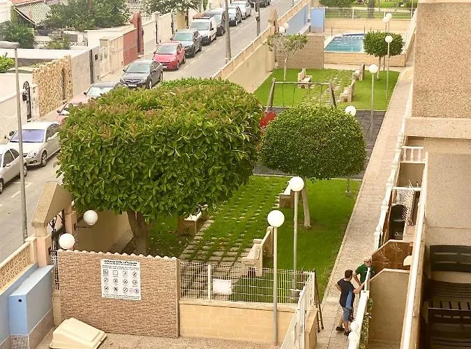 Two-bedroom With Swimming Pool Apartament Torrevieja