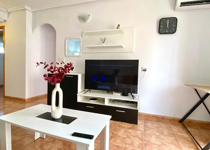 Two-bedroom With Swimming Pool Apartament Torrevieja